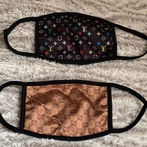 Set of two face masks